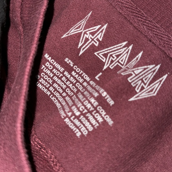 Def Leppard Crewneck - Picture 3 of 3